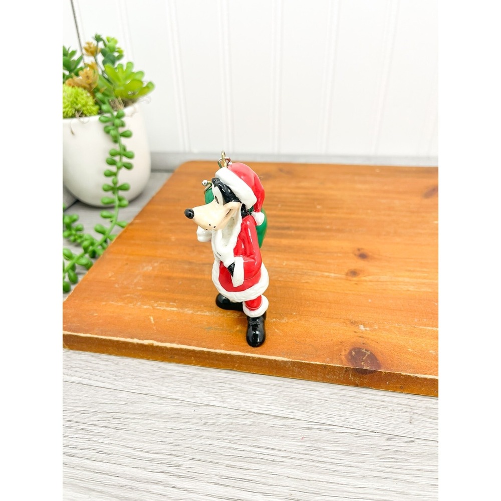 Vintage Disney GOOFY‎ SANTA It's a Small World Ornament Disney World Store 1992 - Picture 2 of 6